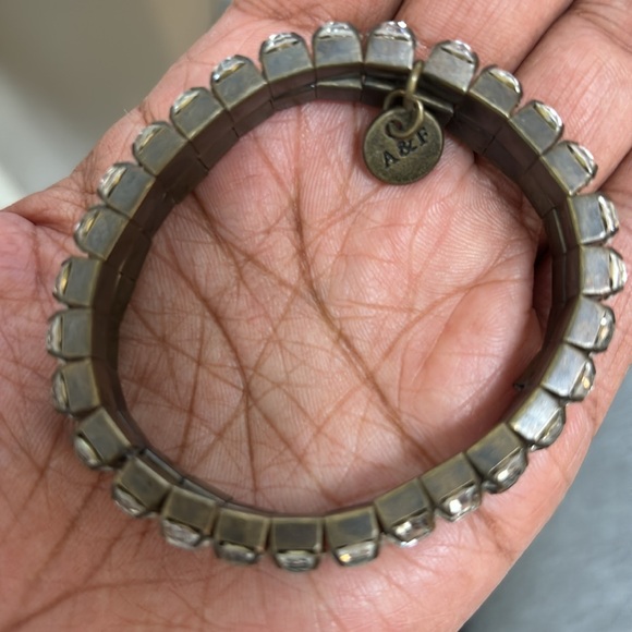 Elegant Silver Crystal Bracelet - Picture 3 of 3